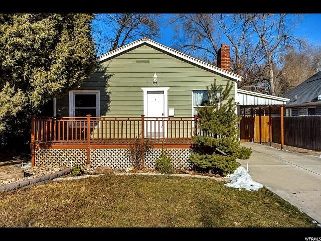 we buy house in West Islip